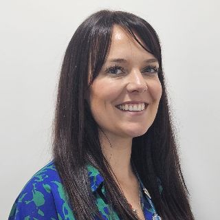 <b>Hayley Kearsley</b>